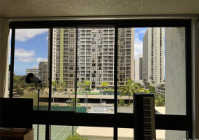 300 Wai Nani Way,Honolulu,Hawaii,96815,1 BathroomBathrooms,Condo/Townhouse,Wai Nani,9,18087274