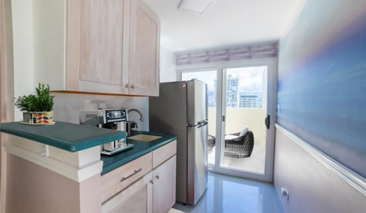 2463 Kuhio Avenue,Honolulu,Hawaii,96815,1 BathroomBathrooms,Condo/Townhouse,Kuhio,11,18087594