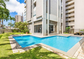 2100 Date Street,Honolulu,Hawaii,96826,2 ベッドルーム ベッドルーム,2 バスルームバスルーム,コンド / タウンハウス,Date,705,18088308