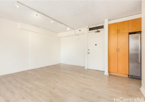 2100 Date Street,Honolulu,Hawaii,96826,2 ベッドルーム ベッドルーム,2 バスルームバスルーム,コンド / タウンハウス,Date,705,18088308
