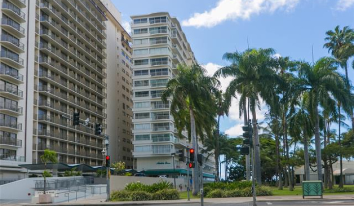 2161 Kalia Road,Honolulu,Hawaii,96815,1 Bedroom Bedrooms,1 BathroomBathrooms,Condo/Townhouse,Kalia,13,18088744