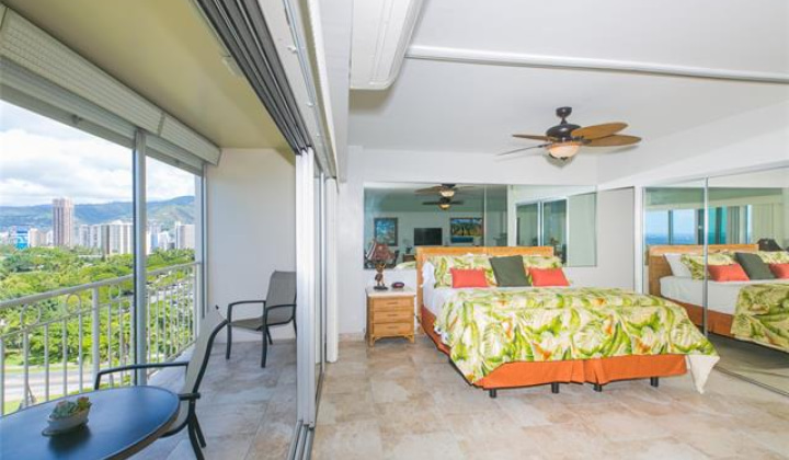 2161 Kalia Road,Honolulu,Hawaii,96815,1 Bedroom Bedrooms,1 BathroomBathrooms,Condo/Townhouse,Kalia,13,18088744