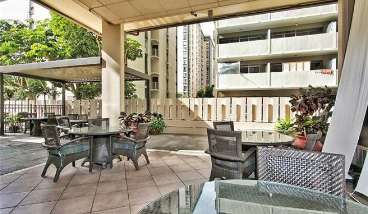 410 Atkinson Drive,Honolulu,Hawaii,96814,1 BathroomBathrooms,Condo/Townhouse,Atkinson,5,17690367