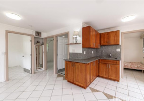 2777 Kalihi Street,Honolulu,Hawaii,96819,14 Bedrooms Bedrooms,8 BathroomsBathrooms,Single family,Kalihi,18088826
