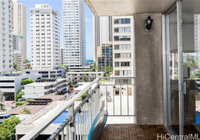 2415 Ala Wai Boulevard,Honolulu,Hawaii,96815,2 ベッドルーム ベッドルーム,1 バスルームバスルーム,コンド / タウンハウス,Ala Wai,8,18088962