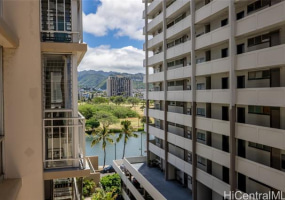 2415 Ala Wai Boulevard,Honolulu,Hawaii,96815,2 ベッドルーム ベッドルーム,1 バスルームバスルーム,コンド / タウンハウス,Ala Wai,8,18088962