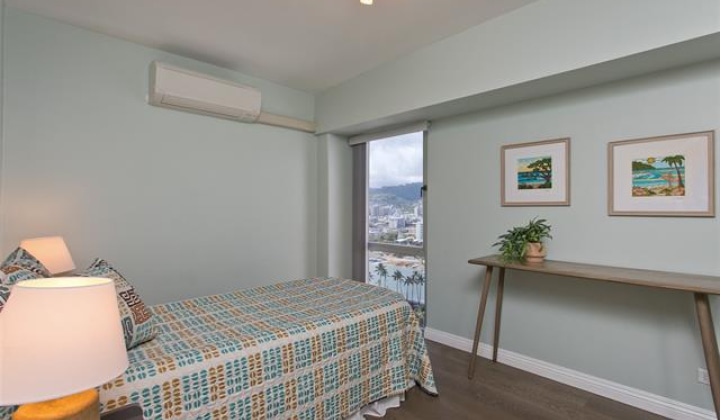 430 Keoniana Street,Honolulu,Hawaii,96815,2 ベッドルーム ベッドルーム,1 バスルームバスルーム,コンド / タウンハウス,Keoniana,17,18090395