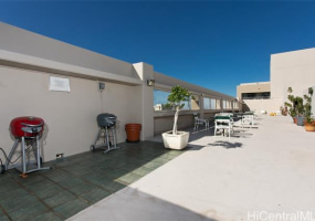 430 Keoniana Street,Honolulu,Hawaii,96815,2 ベッドルーム ベッドルーム,1 バスルームバスルーム,コンド / タウンハウス,Keoniana,17,18090395