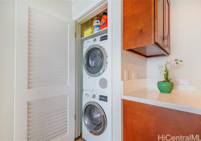 2999 Kalakaua Avenue,Honolulu,Hawaii,96815,1 Bedroom Bedrooms,1 BathroomBathrooms,Condo/Townhouse,Kalakaua,2,18091100