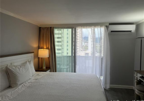 2425 Kuhio Avenue,Honolulu,Hawaii,96815,1 バスルームバスルーム,コンド / タウンハウス,Kuhio,8,18548730