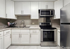 1400 Pensacola Street,Honolulu,Hawaii,96822,2 Bedrooms Bedrooms,2 BathroomsBathrooms,Condo/Townhouse,Pensacola,4,18093034