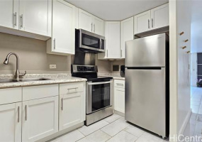 1400 Pensacola Street,Honolulu,Hawaii,96822,2 Bedrooms Bedrooms,2 BathroomsBathrooms,Condo/Townhouse,Pensacola,4,18093034