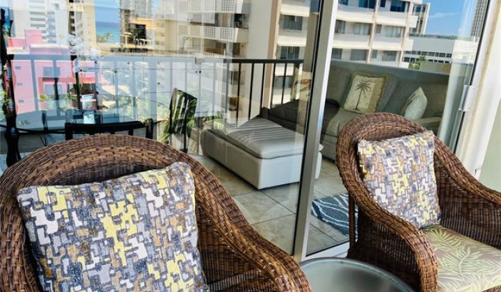 2440 Kuhio Avenue,Honolulu,Hawaii,96815,1 Bedroom Bedrooms,1 BathroomBathrooms,Condo/Townhouse,Kuhio,8,18095470