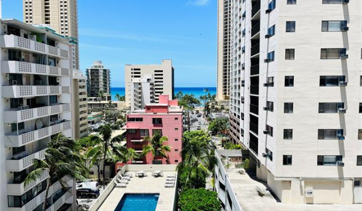 2440 Kuhio Avenue,Honolulu,Hawaii,96815,1 Bedroom Bedrooms,1 BathroomBathrooms,Condo/Townhouse,Kuhio,8,18095470