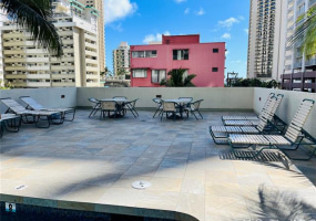 2440 Kuhio Avenue,Honolulu,Hawaii,96815,1 Bedroom Bedrooms,1 BathroomBathrooms,Condo/Townhouse,Kuhio,8,18095470