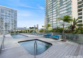 1001 Queen Street,Honolulu,Hawaii,96814,2 Bedrooms Bedrooms,2 BathroomsBathrooms,Condo/Townhouse,Queen,25,18552791