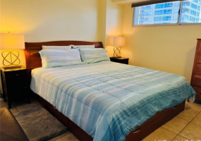 2440 Kuhio Avenue,Honolulu,Hawaii,96815,1 Bedroom Bedrooms,1 BathroomBathrooms,Condo/Townhouse,Kuhio,8,18095470
