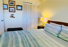 2463 Kuhio Avenue,Honolulu,Hawaii,96815,1 BathroomBathrooms,Condo/Townhouse,Kuhio,4,17696644