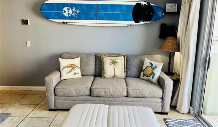 2440 Kuhio Avenue,Honolulu,Hawaii,96815,1 Bedroom Bedrooms,1 BathroomBathrooms,Condo/Townhouse,Kuhio,8,18095470