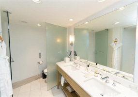 383 Kalaimoku Street,Honolulu,Hawaii,96815,1 BathroomBathrooms,Condo/Townhouse,Kalaimoku,16,18095605