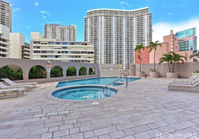 1910 Ala Moana Boulevard,Honolulu,Hawaii,96815,2 ベッドルーム ベッドルーム,1 バスルームバスルーム,コンド / タウンハウス,Ala Moana,36,18096165
