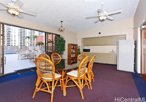 1910 Ala Moana Boulevard,Honolulu,Hawaii,96815,2 ベッドルーム ベッドルーム,1 バスルームバスルーム,コンド / タウンハウス,Ala Moana,36,18096165