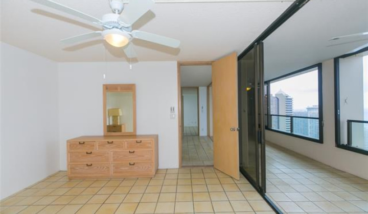 1650 Ala Moana Boulevard,Honolulu,Hawaii,96815,2 ベッドルーム ベッドルーム,2 バスルームバスルーム,コンド / タウンハウス,Ala Moana,35,18096197