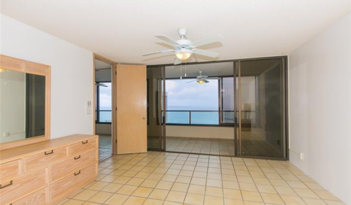 1650 Ala Moana Boulevard,Honolulu,Hawaii,96815,2 ベッドルーム ベッドルーム,2 バスルームバスルーム,コンド / タウンハウス,Ala Moana,35,18096197