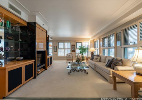 1080 Beretania Street,Honolulu,Hawaii,96814,3 ベッドルーム ベッドルーム,2 バスルームバスルーム,コンド / タウンハウス,Beretania,11,18096303