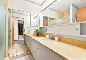 624 Ulili Street,Honolulu,Hawaii,96816,4 ベッドルーム ベッドルーム,3 バスルームバスルーム,一戸建て,Ulili,18096650
