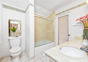 624 Ulili Street,Honolulu,Hawaii,96816,4 ベッドルーム ベッドルーム,3 バスルームバスルーム,一戸建て,Ulili,18096650