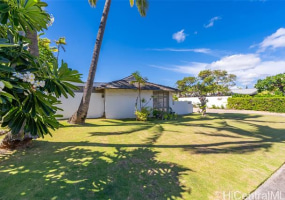 624 Ulili Street,Honolulu,Hawaii,96816,4 ベッドルーム ベッドルーム,3 バスルームバスルーム,一戸建て,Ulili,18096650