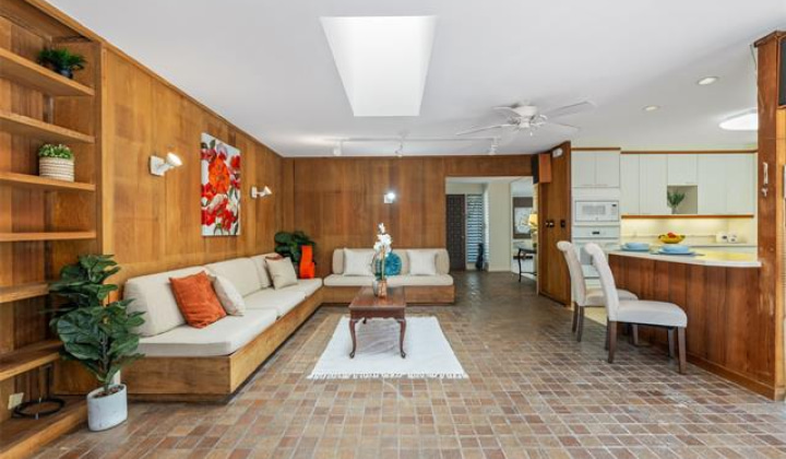 624 Ulili Street,Honolulu,Hawaii,96816,4 ベッドルーム ベッドルーム,3 バスルームバスルーム,一戸建て,Ulili,18096650
