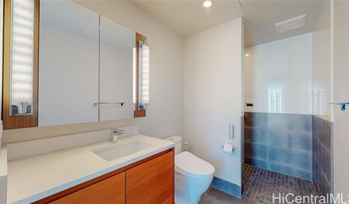 1108 Auahi Street,Honolulu,Hawaii,96814,3 Bedrooms Bedrooms,3 BathroomsBathrooms,Condo/Townhouse,Auahi,32,18100334