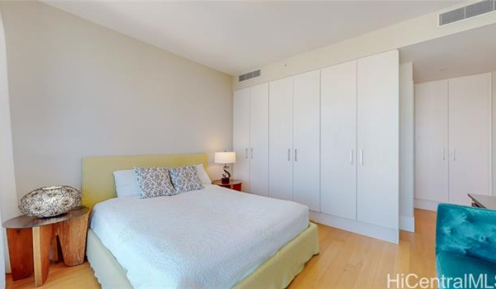 1108 Auahi Street,Honolulu,Hawaii,96814,3 Bedrooms Bedrooms,3 BathroomsBathrooms,Condo/Townhouse,Auahi,32,18100334