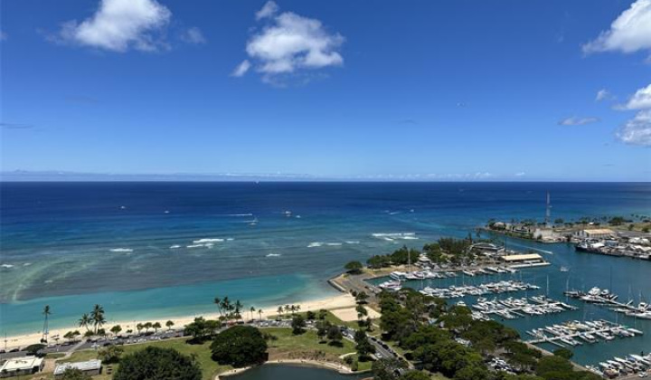 1108 Auahi Street,Honolulu,Hawaii,96814,3 Bedrooms Bedrooms,3 BathroomsBathrooms,Condo/Townhouse,Auahi,32,18100334
