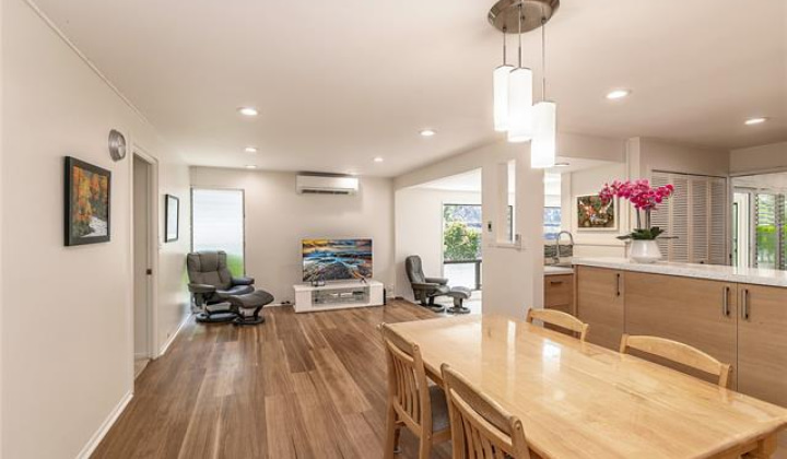 289 Panio Street,Honolulu,Hawaii,96821,4 Bedrooms Bedrooms,2 BathroomsBathrooms,Single family,Panio,18101001