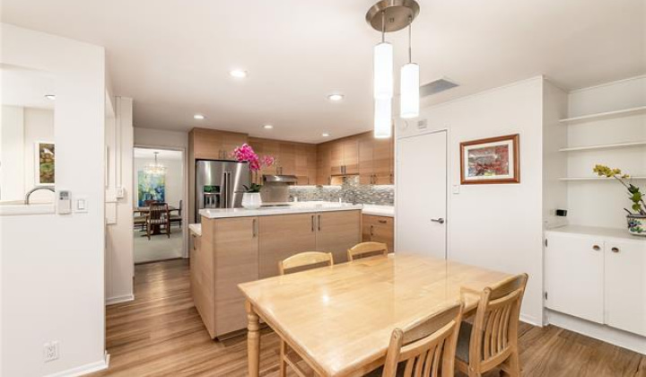 289 Panio Street,Honolulu,Hawaii,96821,4 Bedrooms Bedrooms,2 BathroomsBathrooms,Single family,Panio,18101001