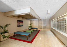 430 Lewers Street,Honolulu,Hawaii,96815,1 Bedroom Bedrooms,1 BathroomBathrooms,Condo/Townhouse,Lewers,15,18101099