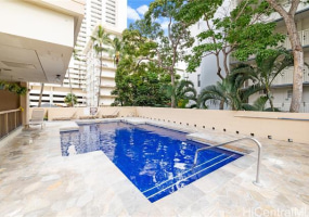 430 Lewers Street,Honolulu,Hawaii,96815,1 Bedroom Bedrooms,1 BathroomBathrooms,Condo/Townhouse,Lewers,15,18101099
