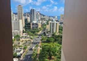 454 Namahana Street,Honolulu,Hawaii,96815,1 Bedroom Bedrooms,1 BathroomBathrooms,Condo/Townhouse,Namahana,7,17700756