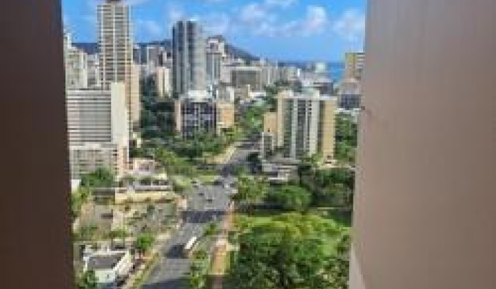 1925 Kalakaua Avenue,Honolulu,Hawaii,96815,1 Bedroom Bedrooms,1 BathroomBathrooms,Condo/Townhouse,Kalakaua,26,18103697