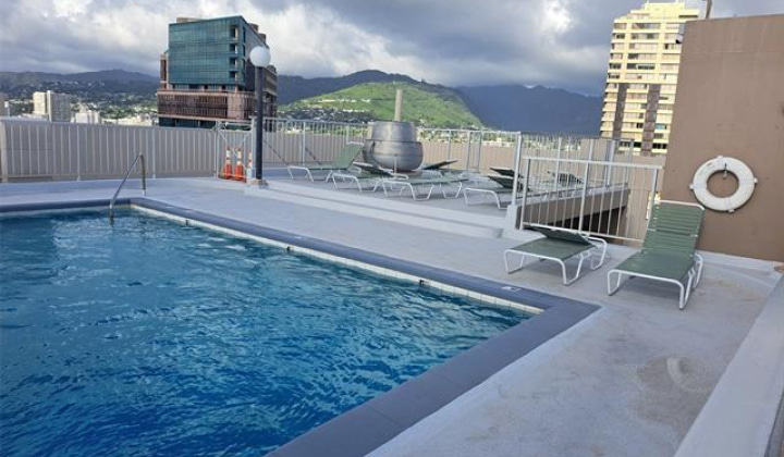 1925 Kalakaua Avenue,Honolulu,Hawaii,96815,1 Bedroom Bedrooms,1 BathroomBathrooms,Condo/Townhouse,Kalakaua,26,18103697