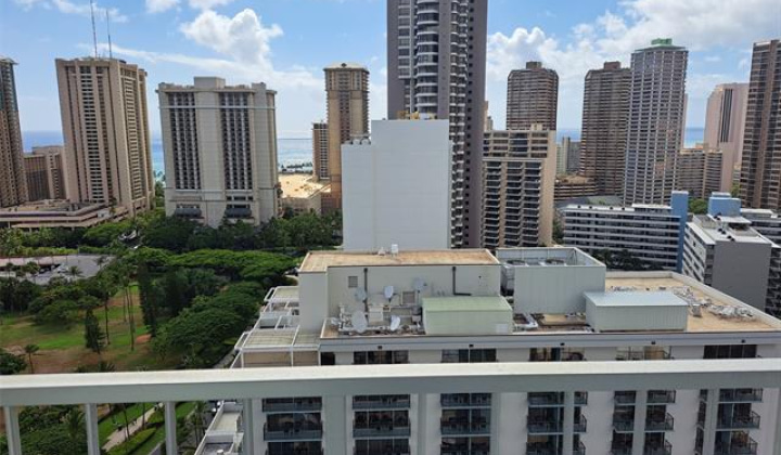 1925 Kalakaua Avenue,Honolulu,Hawaii,96815,1 Bedroom Bedrooms,1 BathroomBathrooms,Condo/Townhouse,Kalakaua,26,18103697