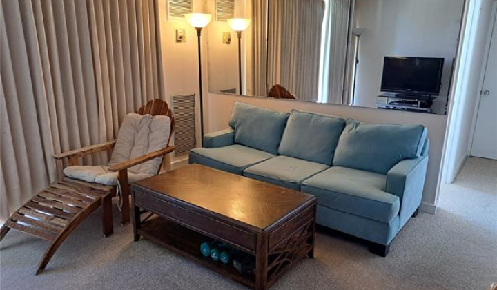1925 Kalakaua Avenue,Honolulu,Hawaii,96815,1 Bedroom Bedrooms,1 BathroomBathrooms,Condo/Townhouse,Kalakaua,26,18103697