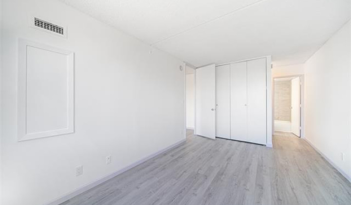 400 Hobron Lane,Honolulu,Hawaii,96815,1 ベッドルーム ベッドルーム,1 バスルームバスルーム,コンド / タウンハウス,Hobron,14,18105335
