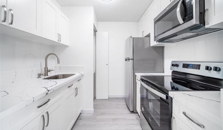 400 Hobron Lane,Honolulu,Hawaii,96815,1 ベッドルーム ベッドルーム,1 バスルームバスルーム,コンド / タウンハウス,Hobron,14,18105335