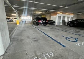 1001 Queen Street,Honolulu,Hawaii,96814,1 Bedroom Bedrooms,1 BathroomBathrooms,Condo/Townhouse,Queen,14,18106334