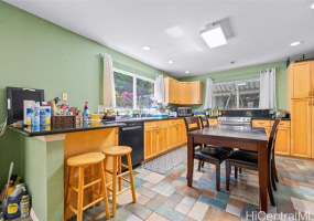 1120 Kahului Street,Honolulu,Hawaii,96825,4 ベッドルーム ベッドルーム,2 バスルームバスルーム,一戸建て,Kahului,18106393