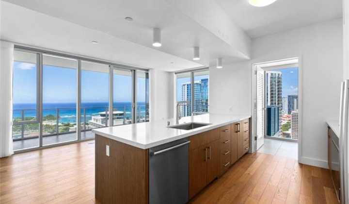 629 Keeaumoku Street,Honolulu,Hawaii,96814,3 ベッドルーム ベッドルーム,3 バスルームバスルーム,コンド / タウンハウス,Keeaumoku,34,18109056